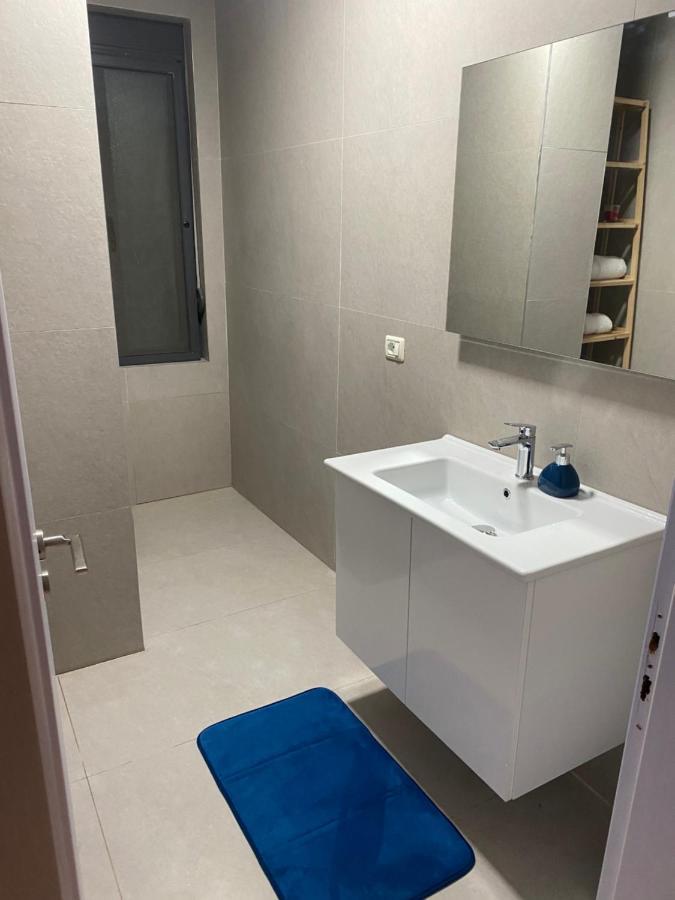 Cheerful 2-Bedroom Apartment In Golem Golem  Dış mekan fotoğraf