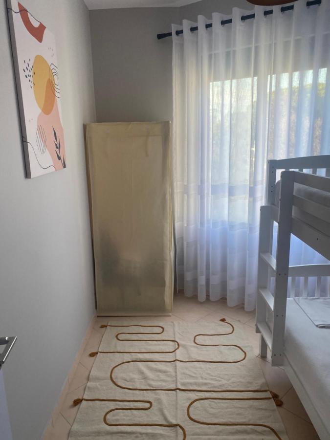 Cheerful 2-Bedroom Apartment In Golem Golem  Dış mekan fotoğraf
